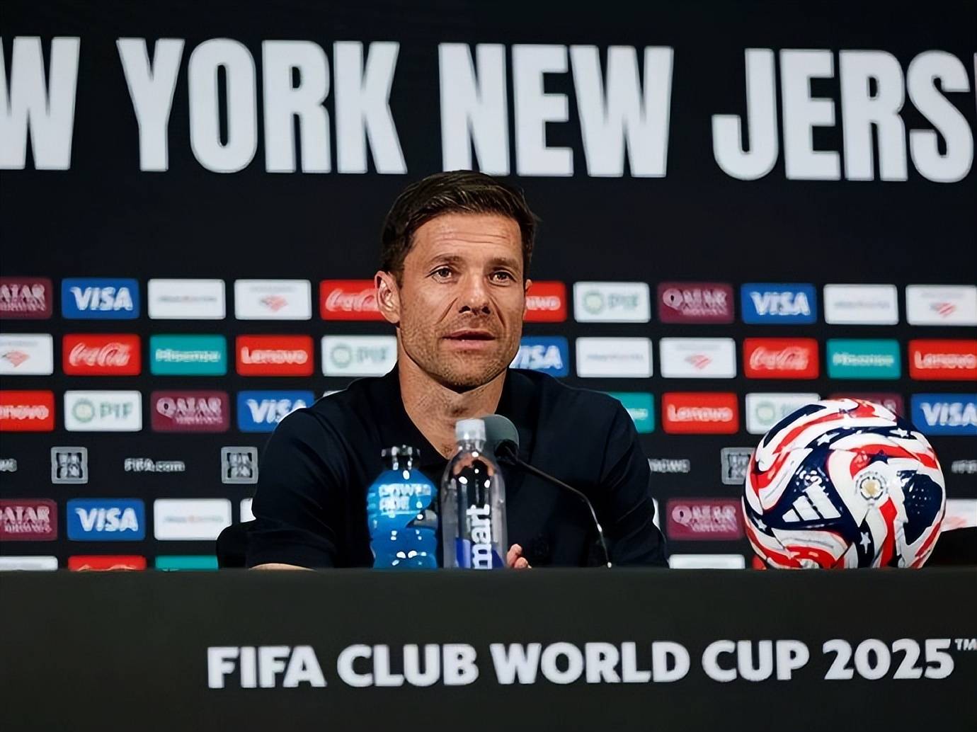 44天踢12场！皇马魔鬼赛程把人当牲口用阿隆索挥舞令旗：全体都有